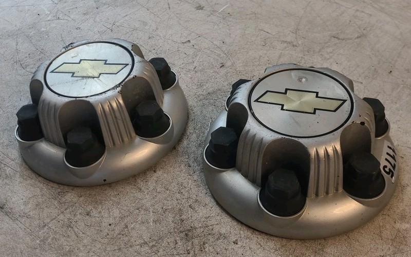 2010 Chevrolet Silverado 1500 Set of 2 Wheel Center Cover Hub Cap 15006381 OEM