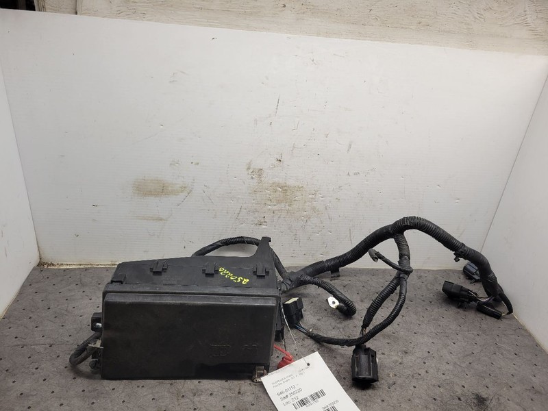 Fuse Junction Box Engine Fits 13-18 C-MAX 1611302