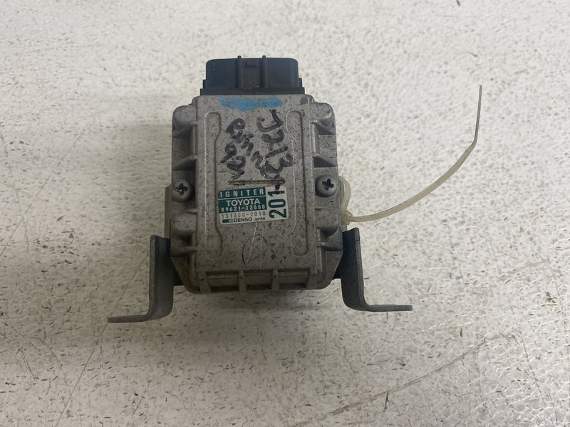 1992-1995 Toyota 4Runner Ignition Coil w Ignitor Igniter Module Pack