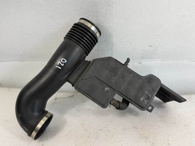 04-06 LEXUS UCF30L LS430 AIR INTAKE CLEANER PIPE HOSE RESONATOR 17875-50290 OEM