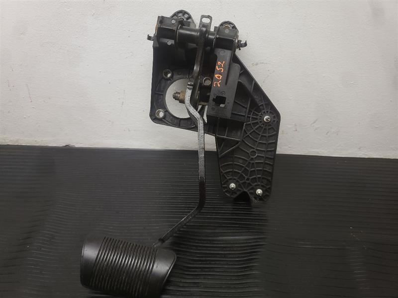 2010-2020 Dodge Caravan A/T Brake Pedal Assembly OEM 4721922AG