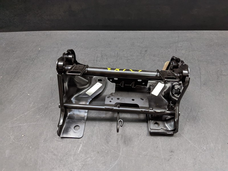 Rear Right Seat Support Base 2021 Lincoln Nautilus FU5A-96624A38-AC 2019- 2023