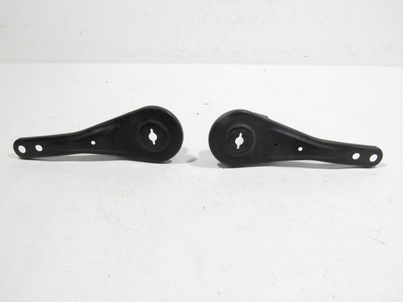 18-23 Kia Stinger GT1 2019 Rear Subframe Reinforcement Brace Bracket Set |