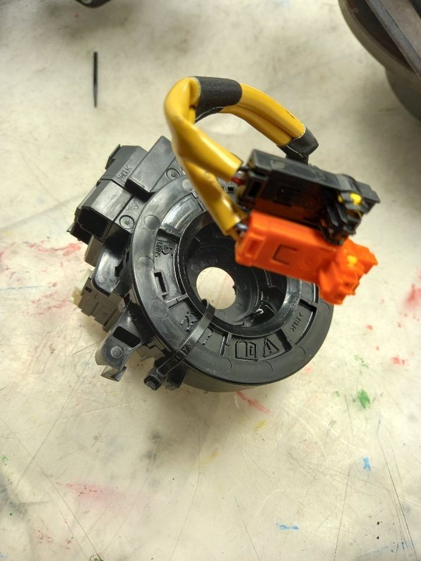 12 TOYOTA VENZA CLOCK SPRING