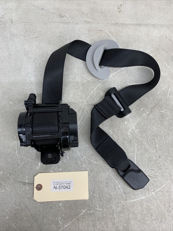 17-22 Tesla Model 3 Front Passenger Side Seat Belt Right 37042 B70