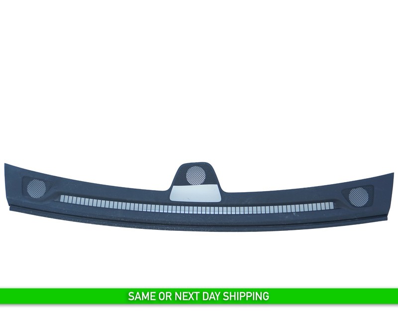 17-20 CHRYSLER PACIFICA DASH UPPER DEFROSTER GRILLE COVER PANELOEM