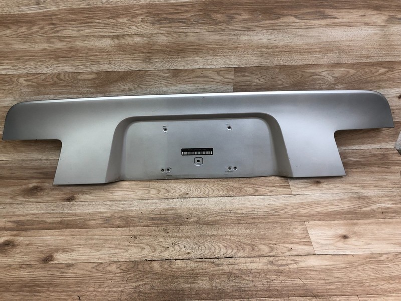 BMW OEM F01 F02 740 750 760 REAR TAILGATE TRUNK LICENSE PLATE PANEL COVER 09-15