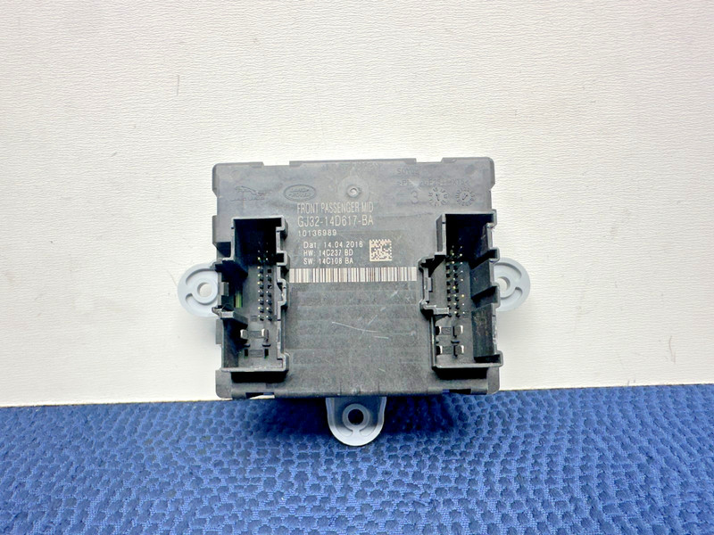 11–20 Range Rover Evoque Jaguar XE Front Right Passenger Door Control Module OEM