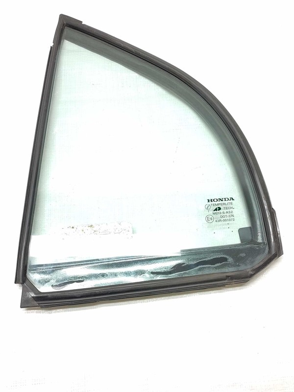 2005 Civic 4dr LH Driver Rear Vent Glass Part# 73491S5D