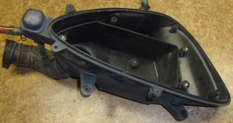 2007 Kymco Kwang Yang KHB5-M000-US Scooter Air Filter Intake Box Cleaner Inlet