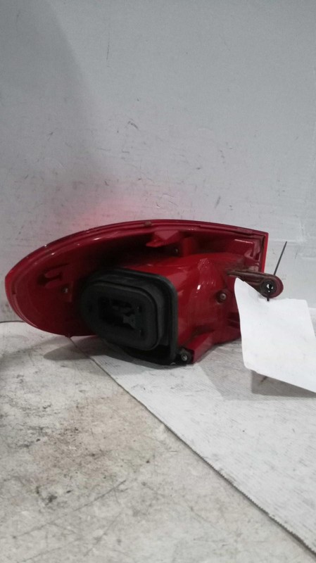 2018 Volkswagen Tiguan Right Blue Tail Light Assembly OEM Used 43K Miles