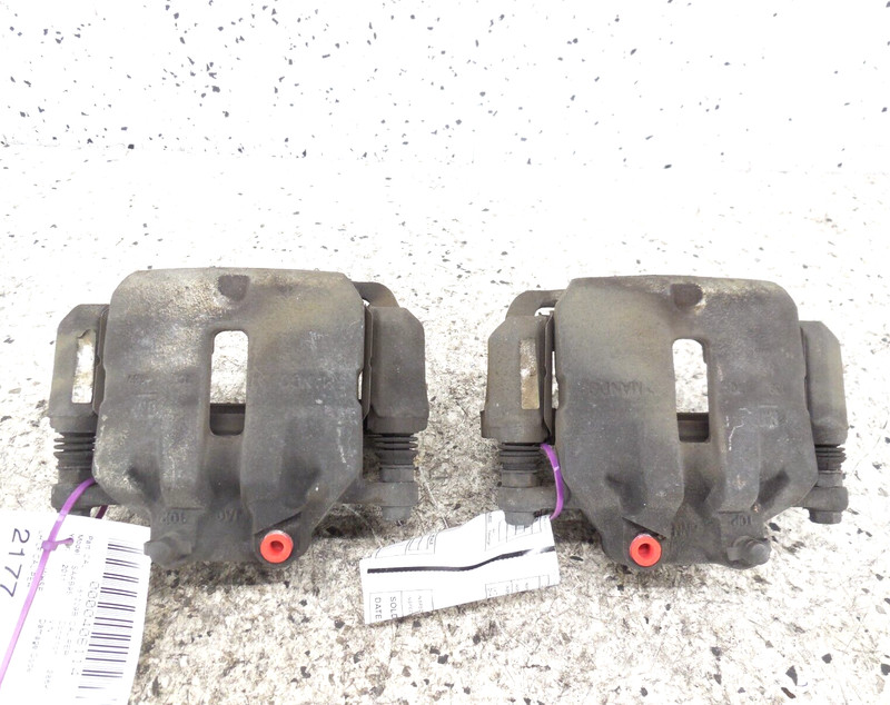2010 2011 Saab 9-5 Front Brake Caliper Left Right 17" Wheel OEM VIN G 4th Digit