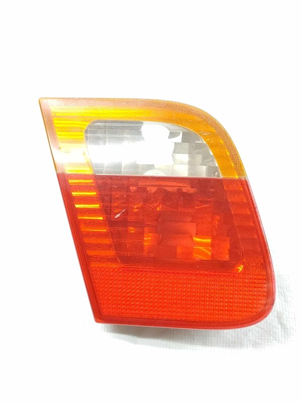 2002 BMW 325i LH Driver Lid Tail Light Assembly Light Scratches Part# 6907945