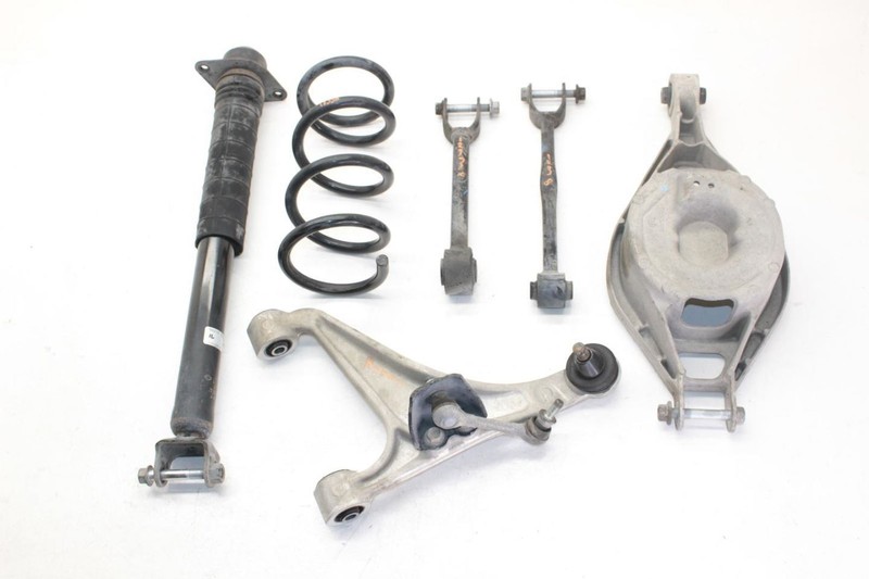 09-20 Nissan 370Z Coupe Passenger Right Rear Control arm Strut Assembly