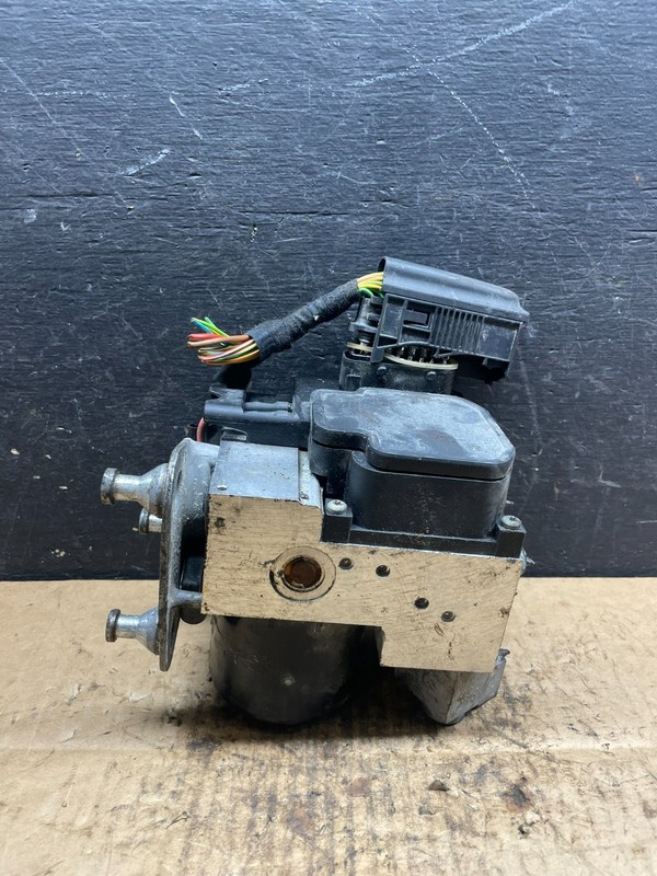 1999 - 2001 Mercedes R129 SL500 SL600 ABS Anti Lock Brake Pump Module R4397 DG