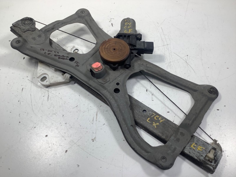 06-011 Honda Civic 4D Front Left Door Power Window Regulator 72250-SNA-C03 OEM