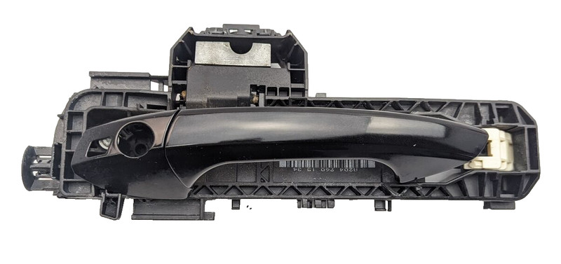 08-11 Mercedes W204 C300 C250 Front Left Driver Side Exterior Door Handle OEM