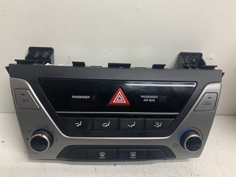 2017-2018 Hyundai Elantra Sedan 1.4L 2.0L Heater A/C Temperature Climate HVAC