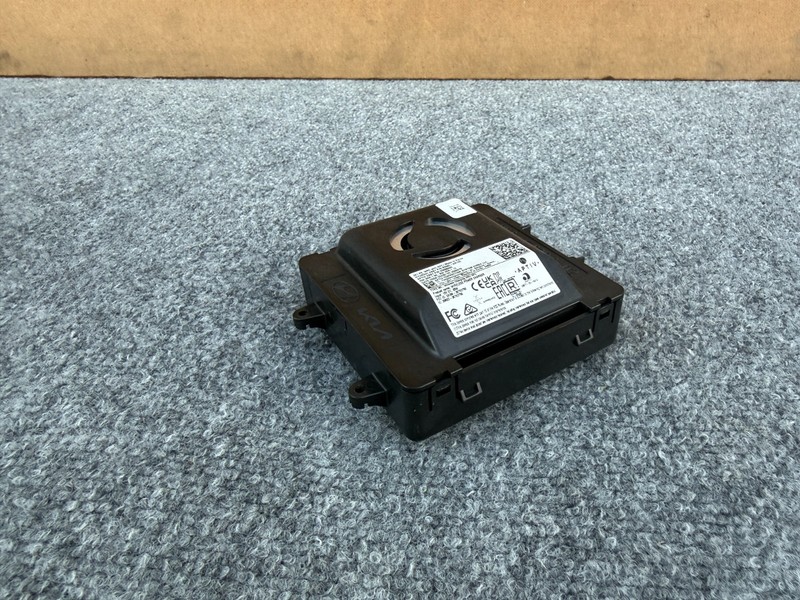 GENESIS GV70 2026 OEM WIRELESS CHARGING MODULE UNIT ASSEMBLY 95560-AR105