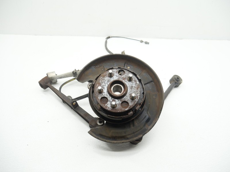 1992-2000 Lexus SC400 Right Rear Knuckle Hub Assembly RH 42304-24020 OEM