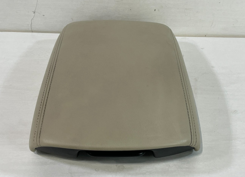 2016 - 2020 INFINITI Q50 CENTER CONSOLE ARM REST ARMREST LID COVER BEIGE # 90135