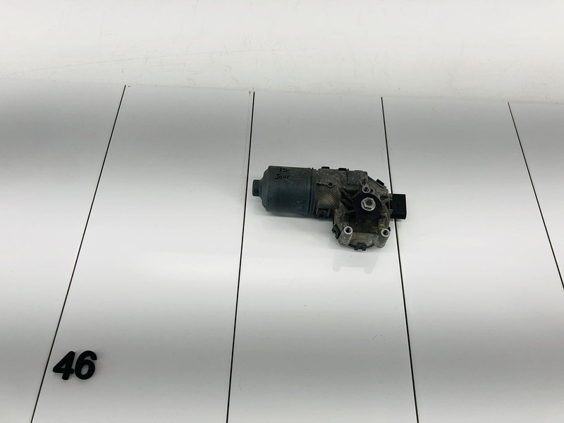 09-20 DODGE JOURNEY FRONT WINDSHIELD WIPER WASHER TRANSMISSION MOTOR OEM