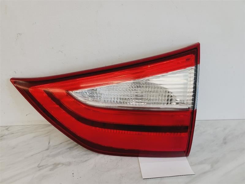 Passenger Tail Light Liftgate Mounted Fits 15-19 SIENNA 574049
