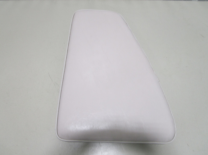1982 Rinker V180 Boat Front Starboard Right Bow Seat Cushion 26" x 18"