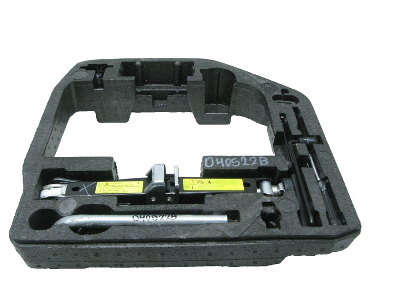 08-17 AUDI B8 A4 8T A5 S5 FOAM HOLDER TOOL KIT JACK EMERGENCY TRUNK KIT OEM 0405