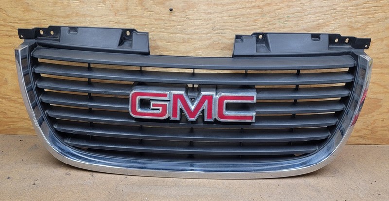 2007 2008 2009 2010 2011 2012 GMC YUKON XL Front GRILLE W/ EMBLEM OEM