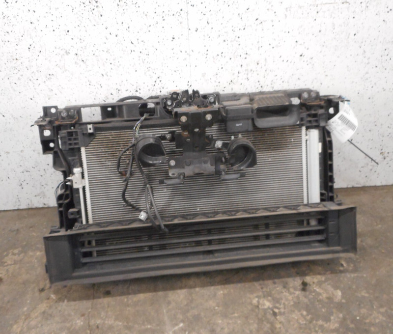 19 20 Nissan Altima 2.5L Radiator Core Support Shutter Condenser Cooling Fan OEM