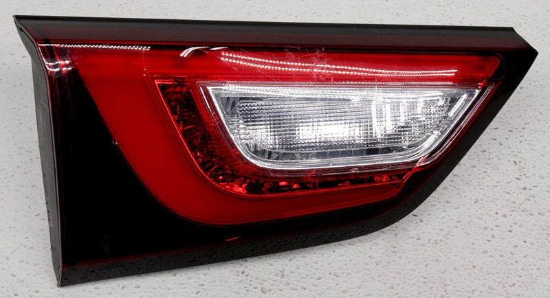 OEM Infiniti QX60 Left Driver Side Tail Lamp 26545-9NC1A Lens Chip