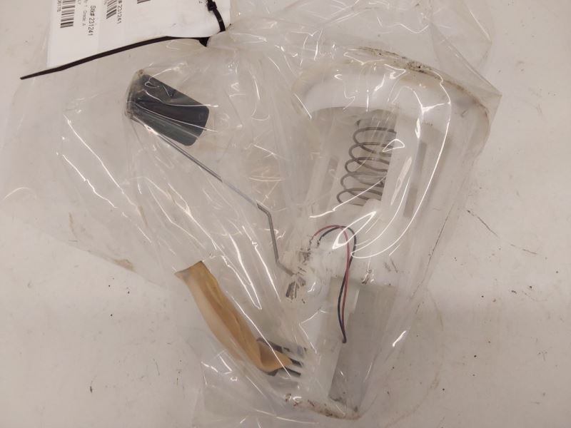 Passenger Fuel Pump Assembly Tank Mounted AWD Fits 16-20 HR-V 3106178