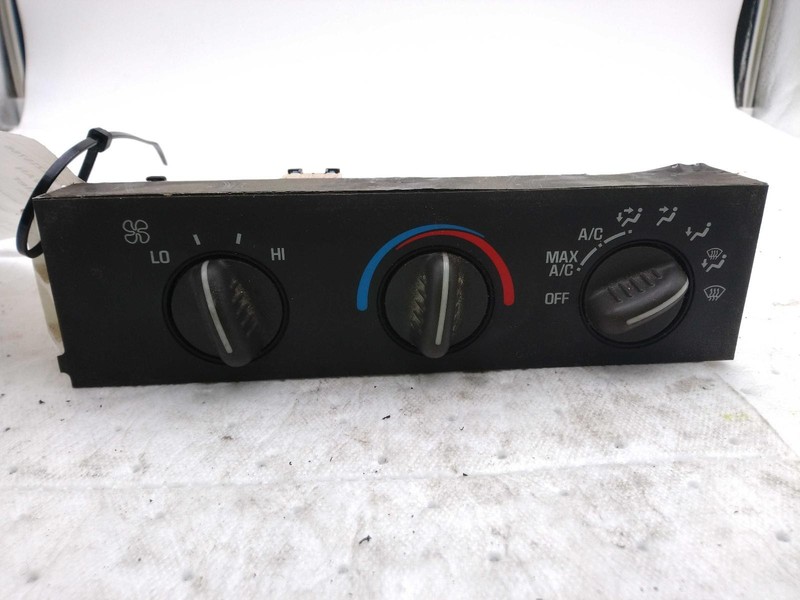 Used A/C Selector Switch fits: 2003 Chevrolet Express 1500 van dash mounted main