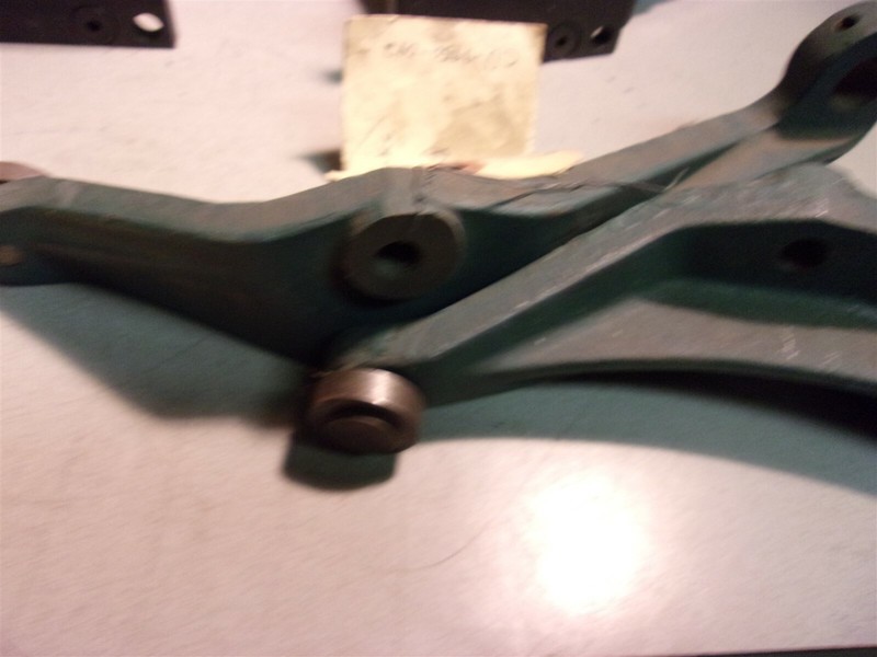Shifting Yoke Right Hand Rail Roll Form D-9950-042C D2800-020 Metal Grips