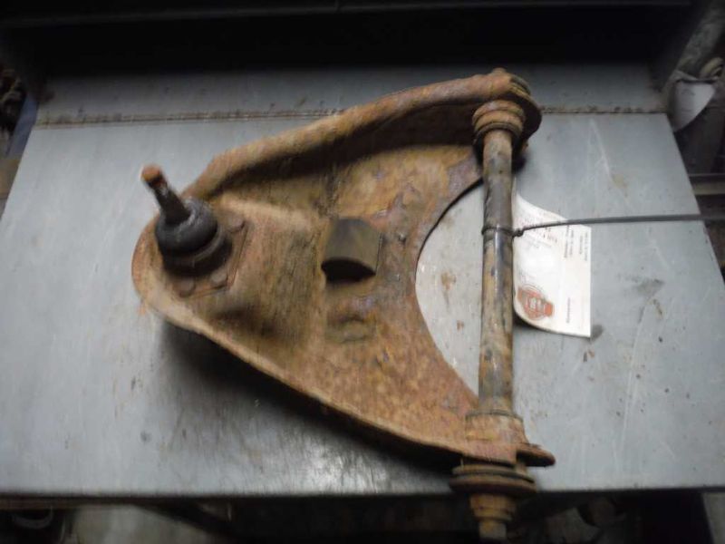 82-98 99 00 01 02 03 S10 PICKUP L. UPPER CONTROL ARM FR 4X2 126062