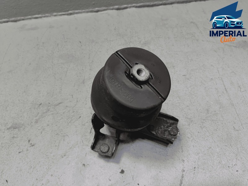 TOYOTA SIENNA 3.5L ENGINE MOTOR FRONT MOUNT BRACKET INSULATOR OEM 2016-2020