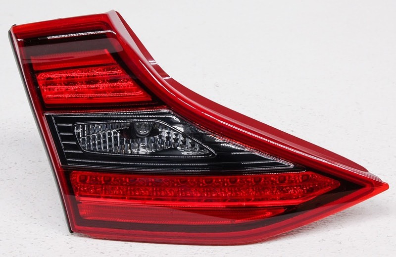 OEM Hyundai Ioniq, Ioniq Electric Left Driver Side LED Tail Lamp Lens Chip
