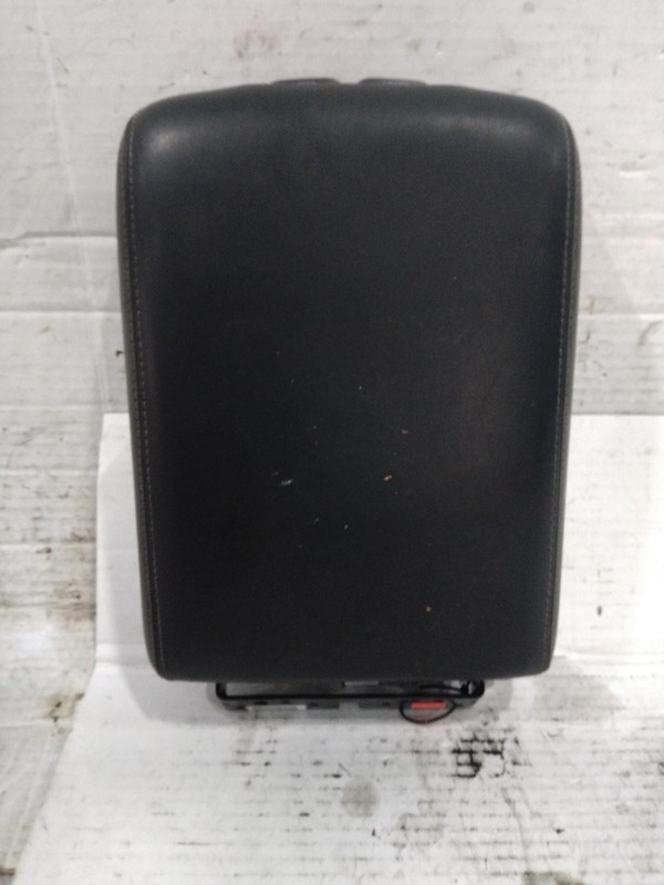 2017 INFINITI QX60 Center Console LID White OEM 969119NB2A 114K Miles