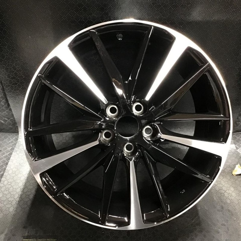2018-2022 Toyota Camry 75222 A Wheel 19 x 8 Rim Black Machined 4261106E20