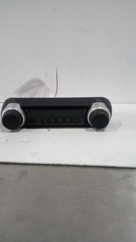 Used A/C Selector Switch fits: 2019 Toyota Rav4 front ID 55900-0R160 Grade A