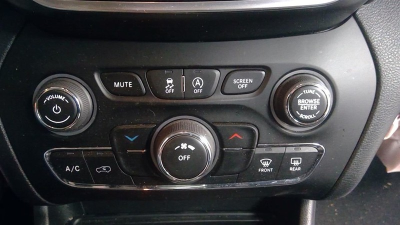 Temperature Control Temperature Control Fits 19-22 CHEROKEE 3428615