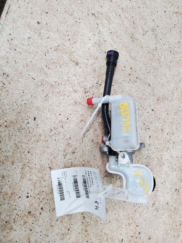 Brake Master Cylinder Fits 11-19 FIESTA 305452