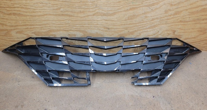 2021 2022 2023 Hyundai Elantra Limited Hybrid Front Grille 86366-AA010 "DAMAGED"