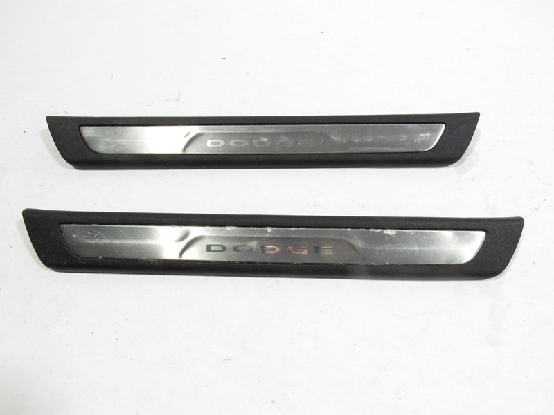 18-24 Dodge Durango R/T 2020 Front Left Right Door Sill Scuff Trim Plate Set >