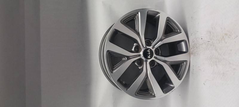 14-'16 KIA SPORTAGE Wheel 17x6-1/2 alloy OEM Grade B