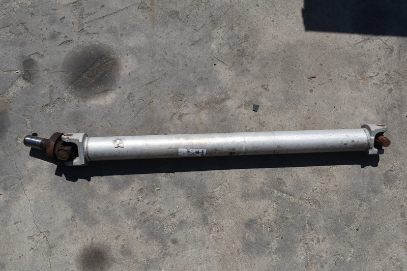 1998-2002 Chevrolet Camaro 5.7L Rear Drive Shaft *USED* OEM *12564004 GM*
