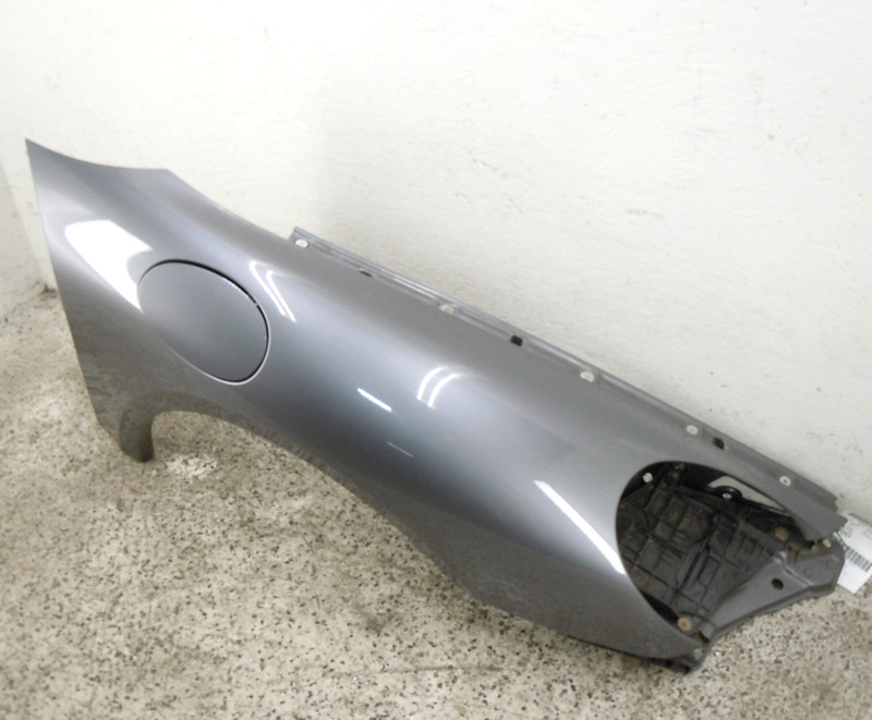 2005-2008 Porsche Boxster Fender Passenger Right W/O Rod Antenna OEM L6B4