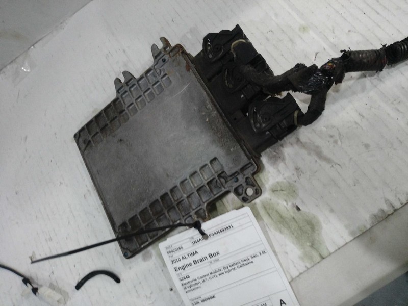 Used Engine Control Module (ECM) fits: 2010 Nissan Altima Electronic Control Mod