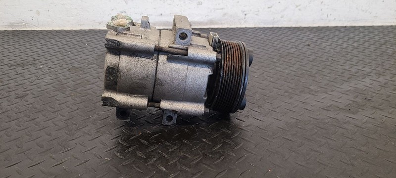 00-05 Ford Excursion 6.8L A/C AC Air Compressor 10-415 OEM 4L3Z-19703-AB